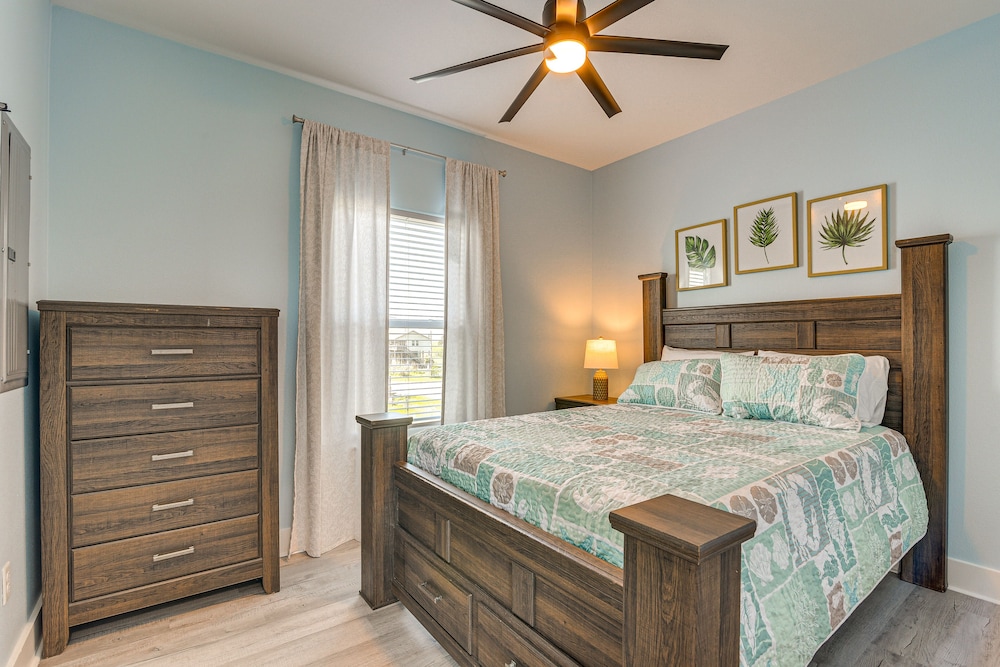 Port Bolivar Beach House w/ Oceanfront Views! view 4