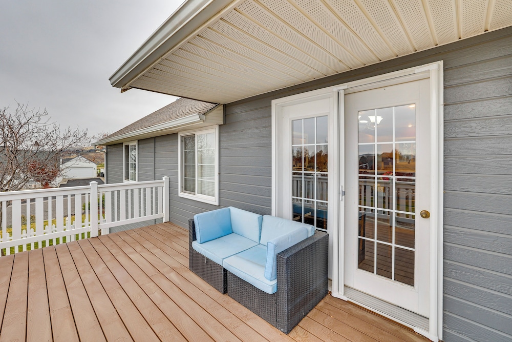 6 Mi to Dtwn Lewiston: Quiet Home w/ Views