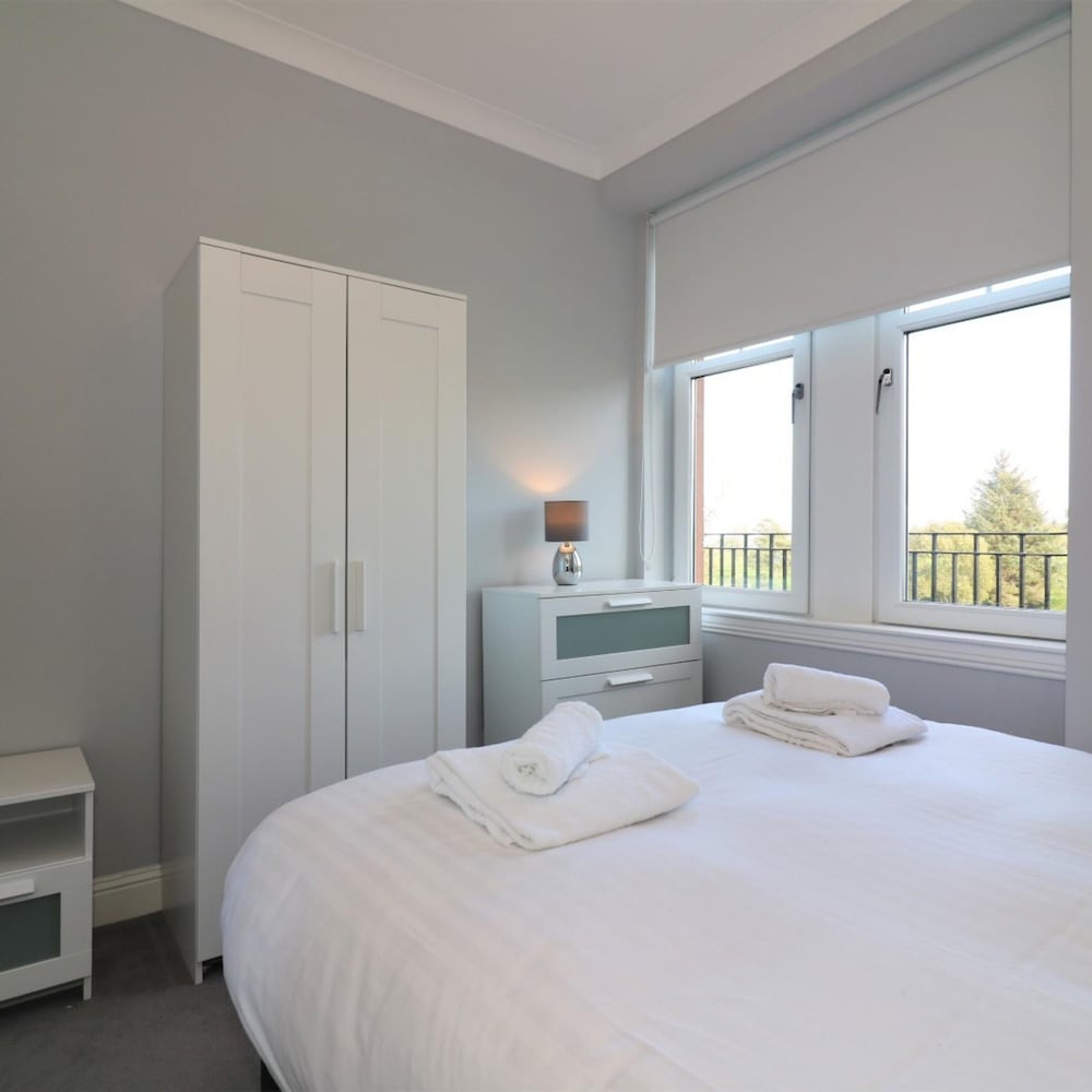 Greenlees Clubhouse 2 bed - Cambuslang view 2