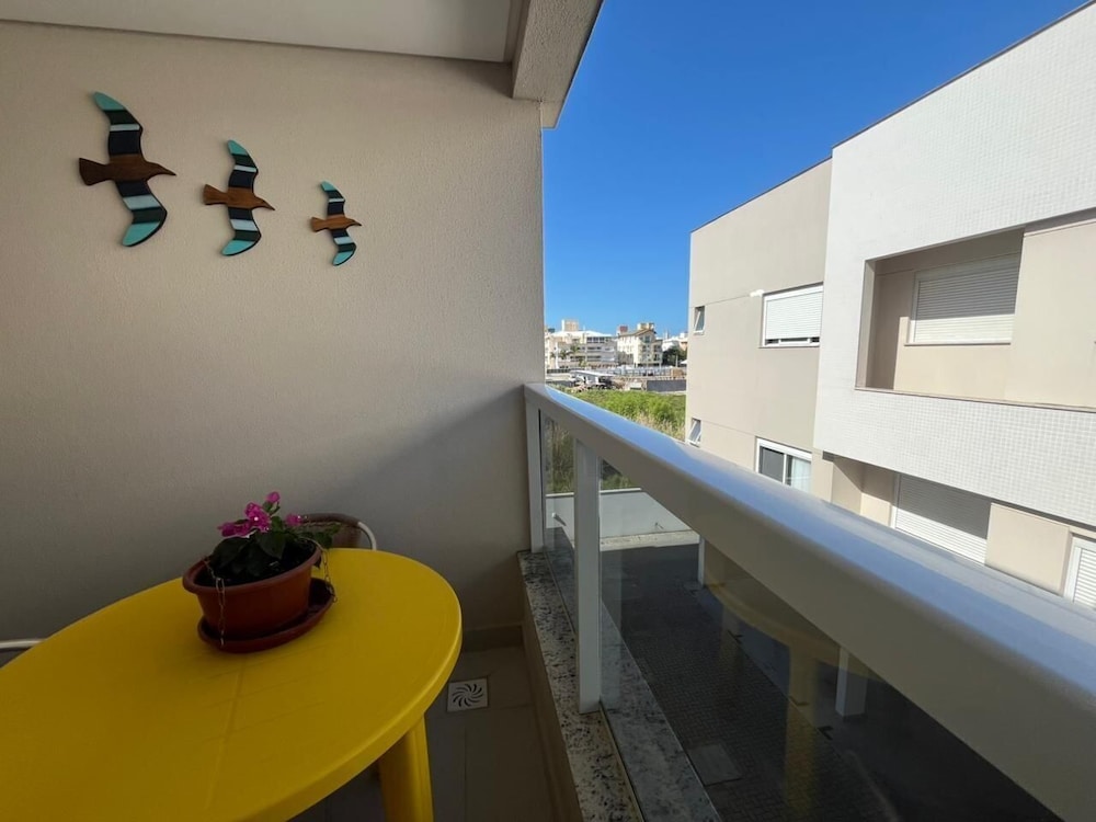 Full Stay in Condo With Pool Just 600 Meters From the Beach - Ccis