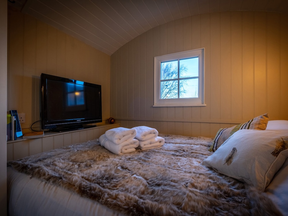 The Pleasant Hut at Mount Pleasant Farm