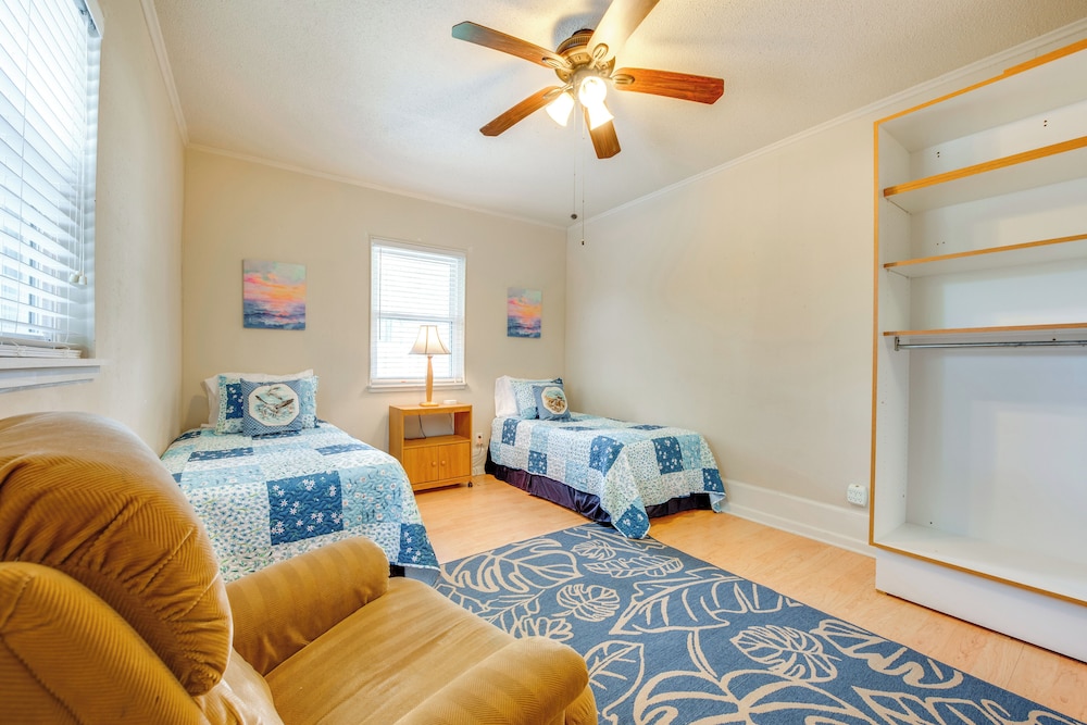 Fish, Relax & Repeat: Home w/ Yard in Eastpoint!