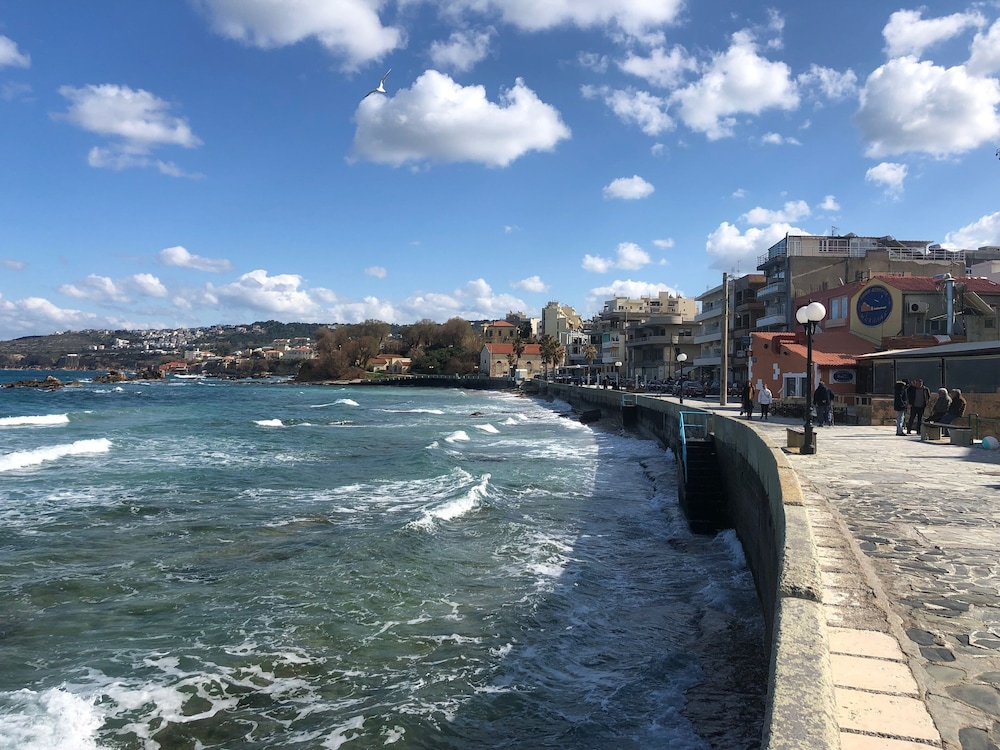 Chania Escapes Boutique Apartments - Koum Kapi Beach view 5