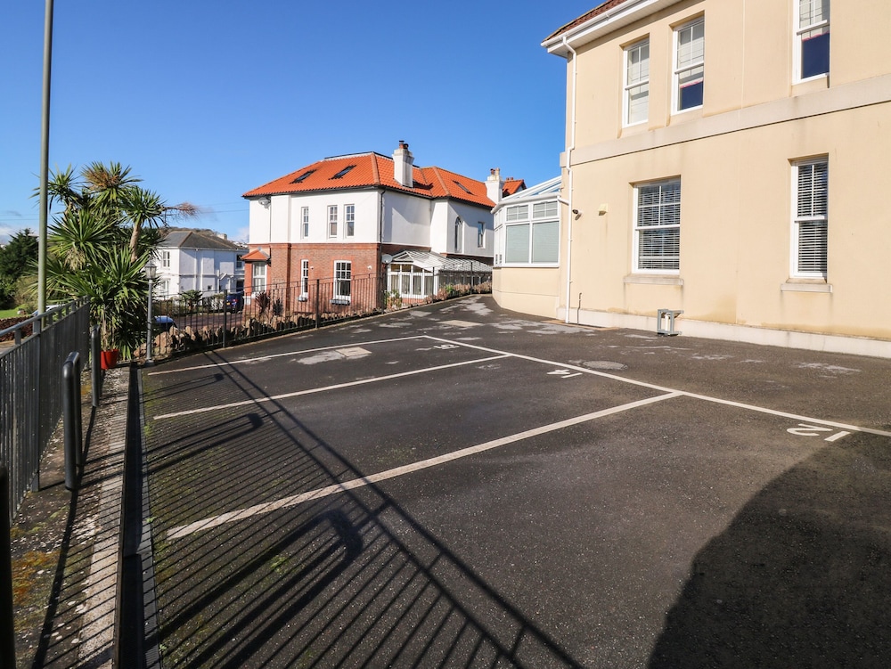 9 Seaford Sands