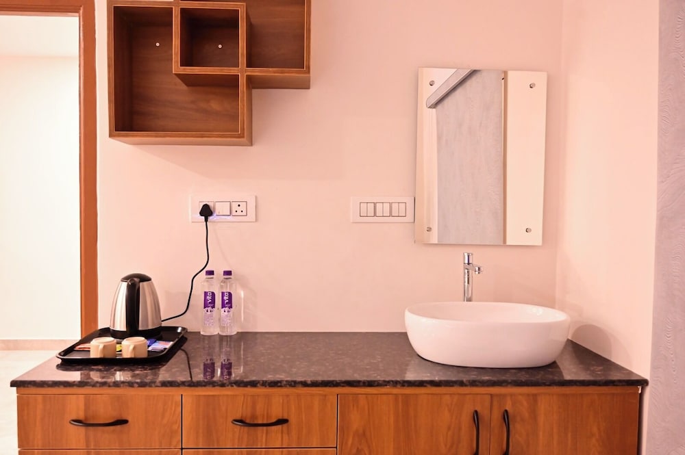 Elite Hotel Karimnagar