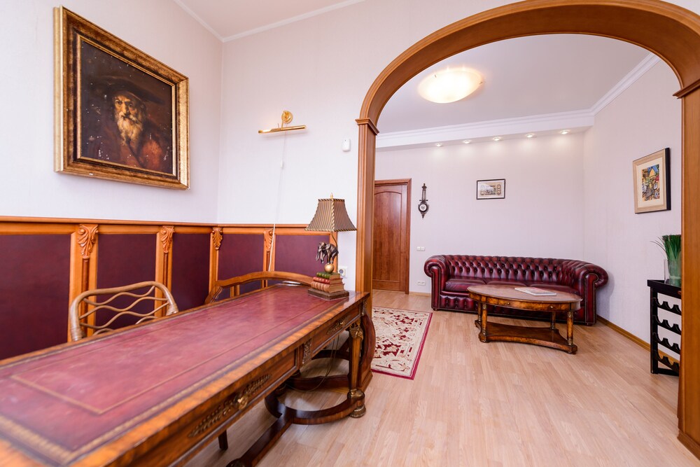 Penthouse Voykovskaya. 2 levels. 6 rooms. 330 sqm