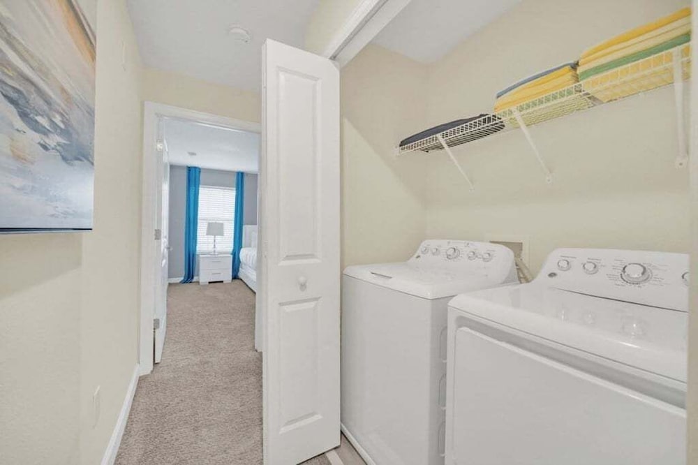 Beautiful Paradise Palms Retreat 4 Bedroom Townhouse