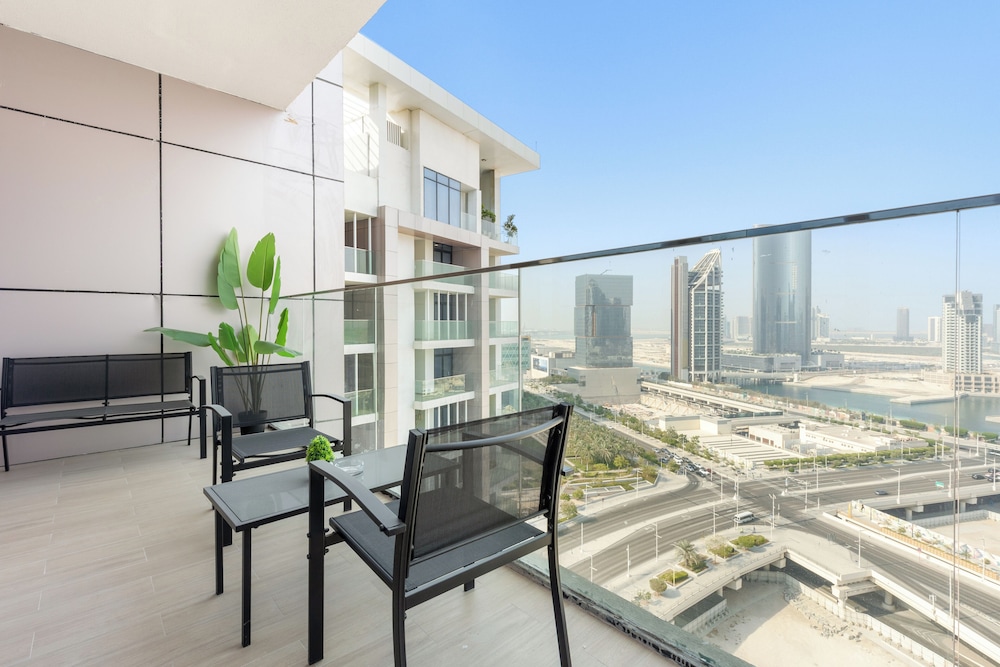 Silkhaus Al Maryah Vista 1