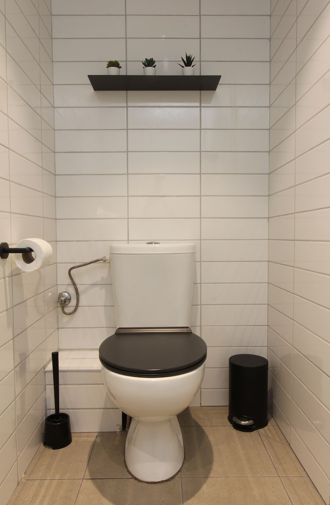 1 BR Apt TLV TAU by Sea N' Rent