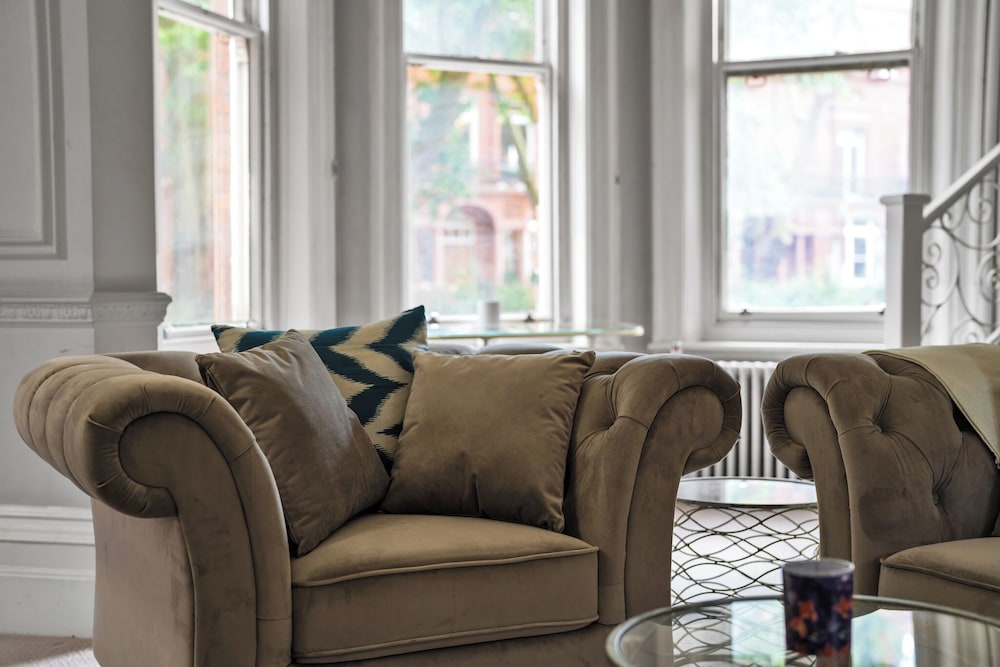 The Knightsbridge Residences