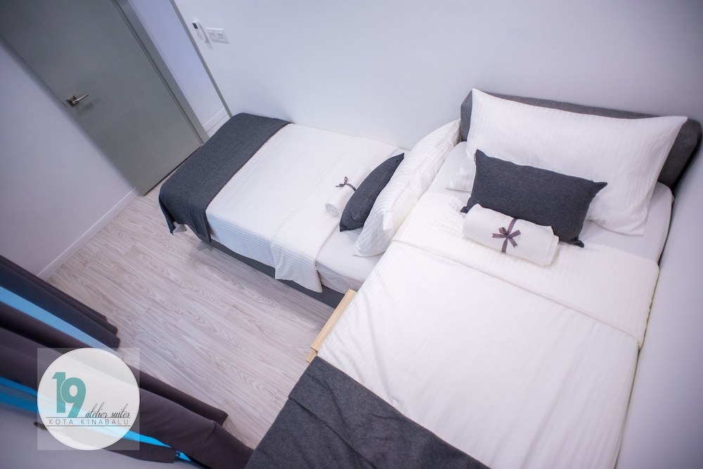 19 Atelier Suites Sutera Avenue
