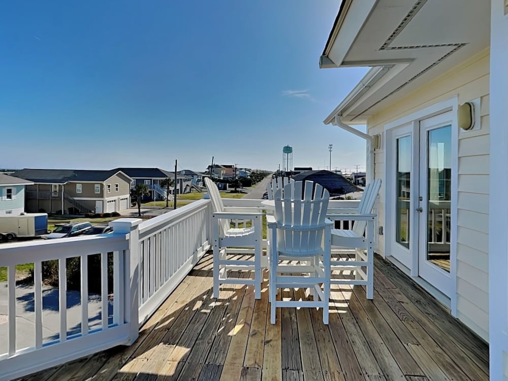 The Shell Collector by Topsail Realty