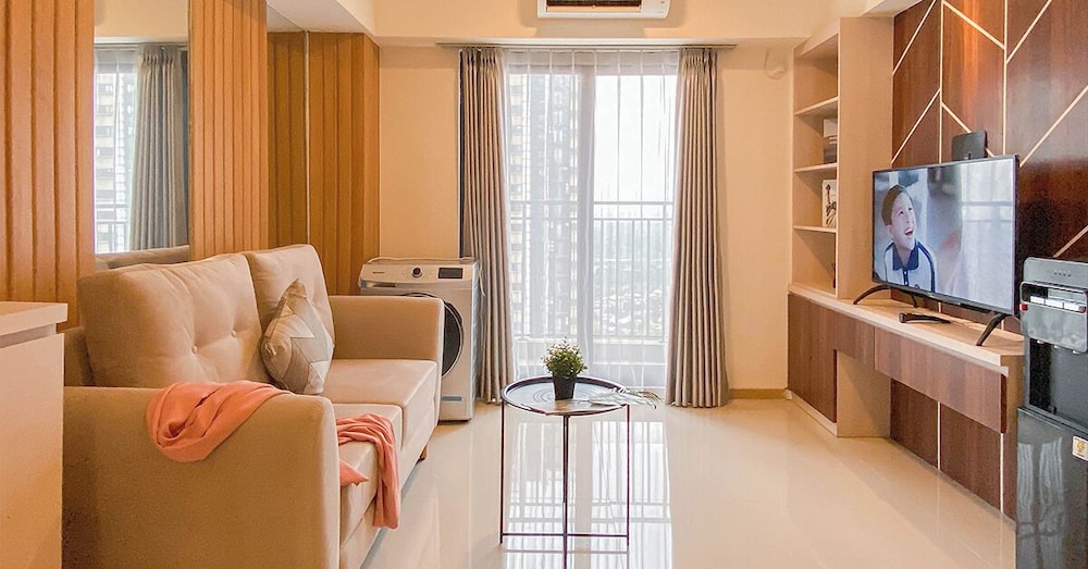 Comfortable And Minimalist 2Br At Meikarta Apartment
