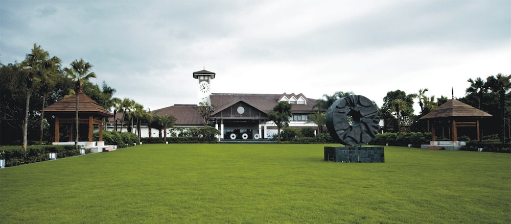 GLOBAL MIGRATORY BIRDS RESORT HOTEL