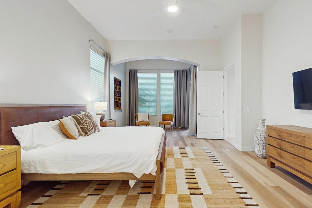 Luxury Grayhawk 4BR Home w/ Private Pool