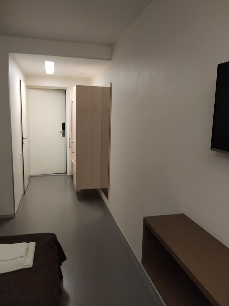 Kirovskie Dachi Motel