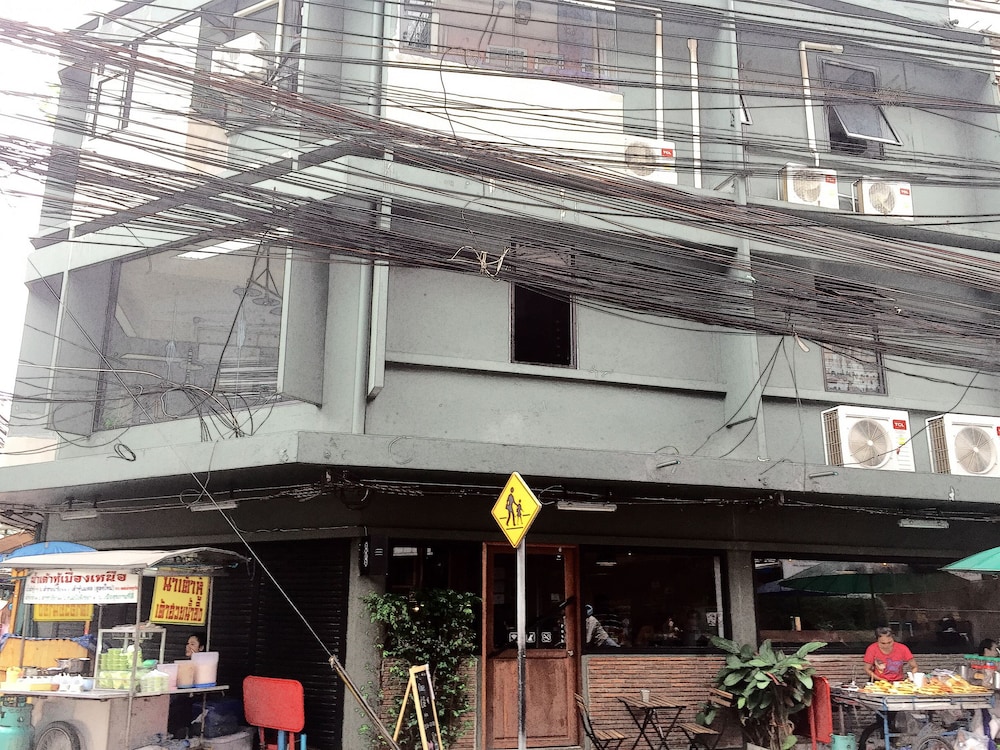 OasisCafe&Nap - Hostel