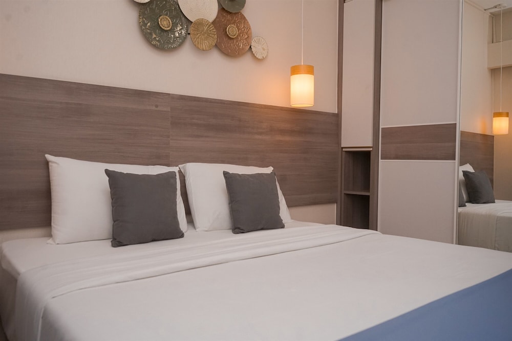 Elegant And Strategic 2Br Apartment At Sky House Bsd
