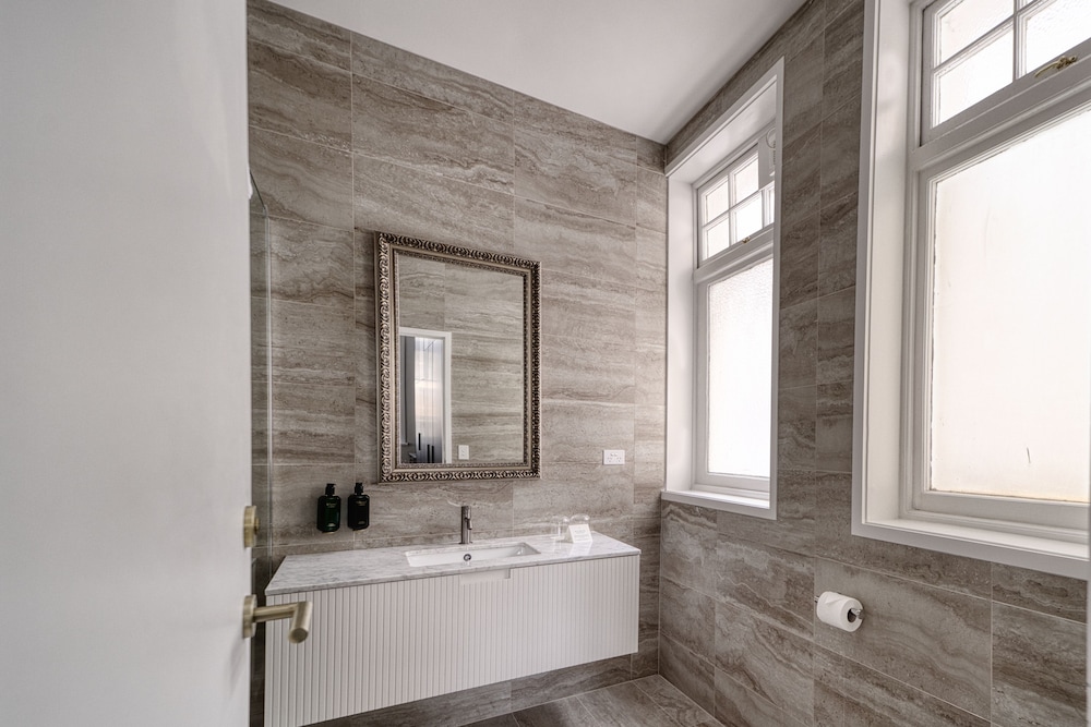 High Street Luxury Lofts