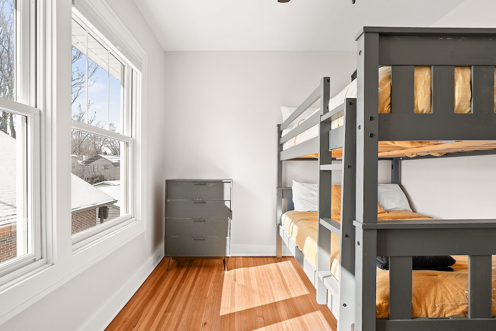 Adorable Broad Ripple Duplex