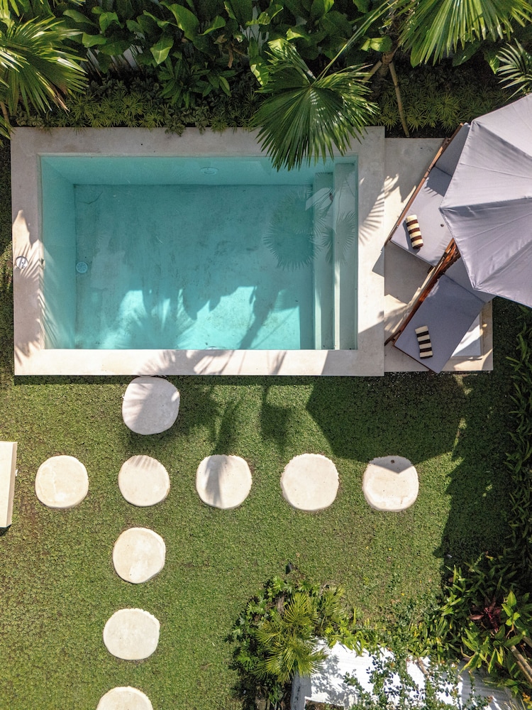 Sacred Jungle by EVDEkimi Ubud – Modern Villas and Apartments with Kitchens, Pools, & Personalized Concierge Service