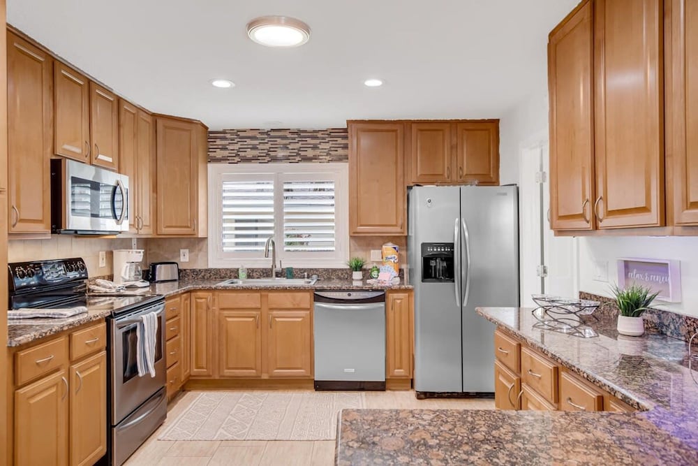 Saltwater Canal Home Heated Pool 3 2 2 Gorgeous Pets Welcome