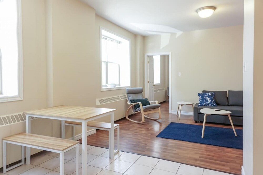 Saint John Vacations - Premium 2-bed Condo Uptown SJ w Parking Location - Property Image 2