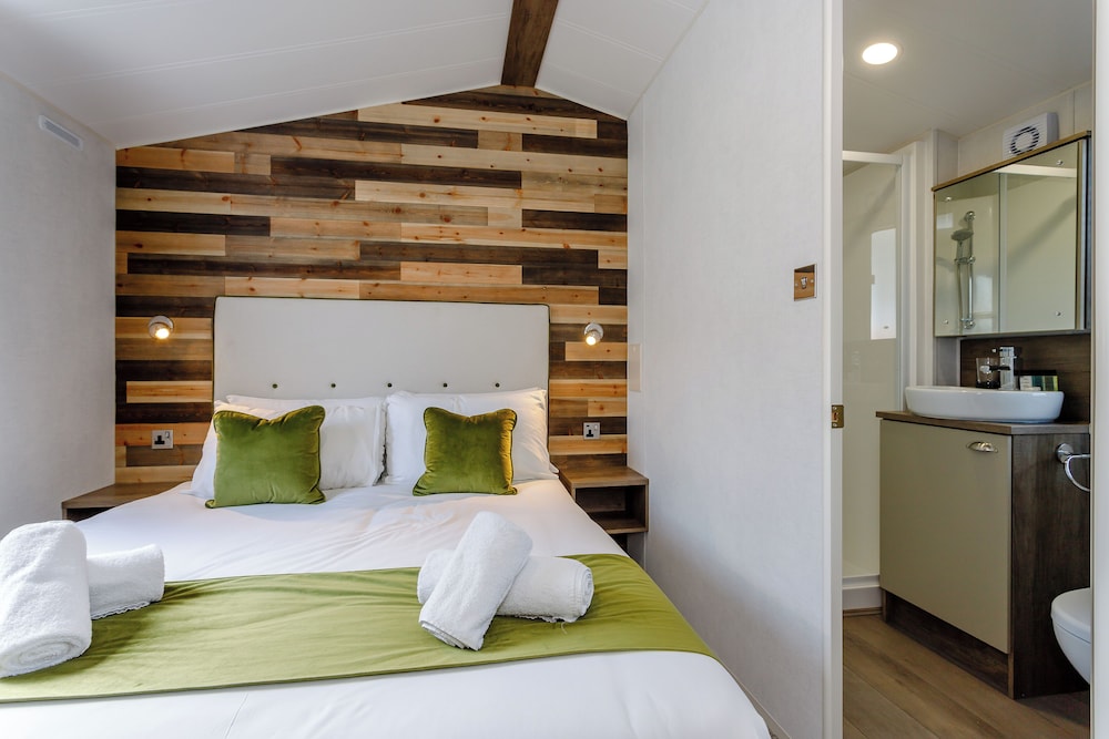 Clumber Park Lodges