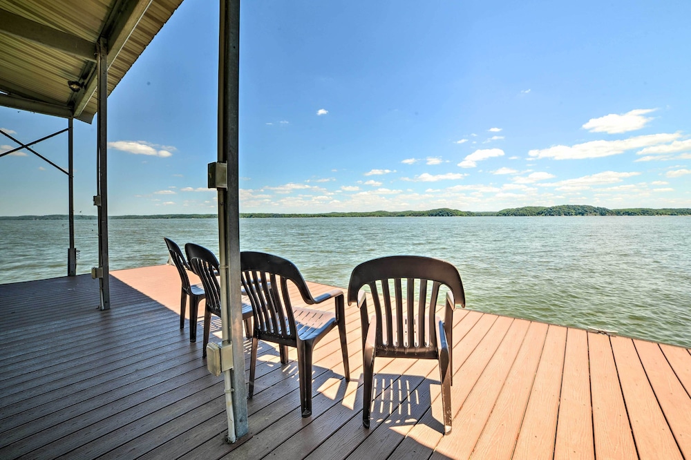 3,000 Sq Ft A-frame Home on Kentucky Lake w/ Dock!