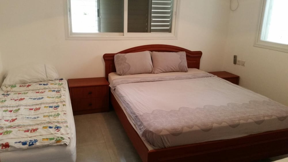 Einav Holiday House