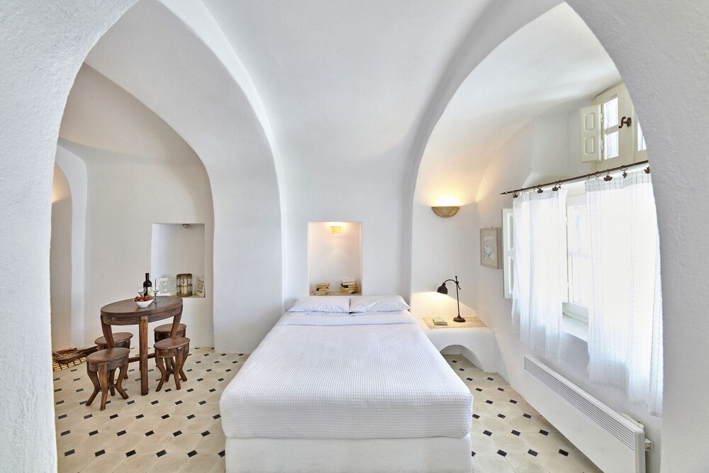 Finikia Residence view 3