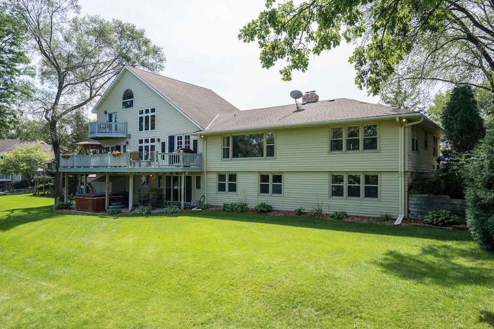 Manor on the River - Whole House view 4