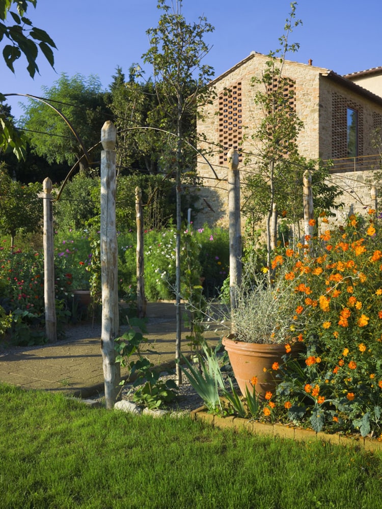 B&B Borgo Petrognano - Residenza d'epoca