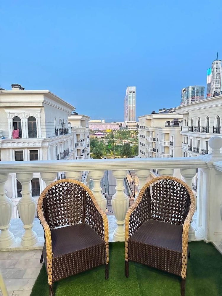 Tashkent city Bulevard 144 RNB estate