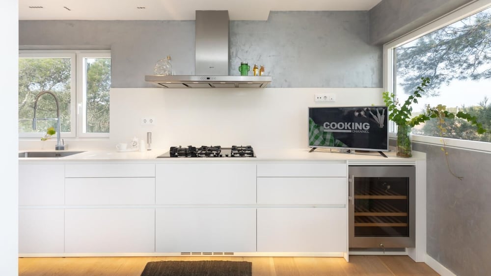 Ferran in Llafranc With 4 Bedrooms and 2 Bathrooms
