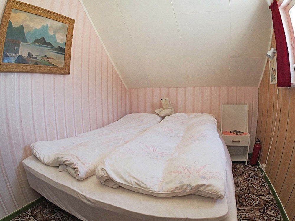 6 Person Holiday Home in Svensby view 3
