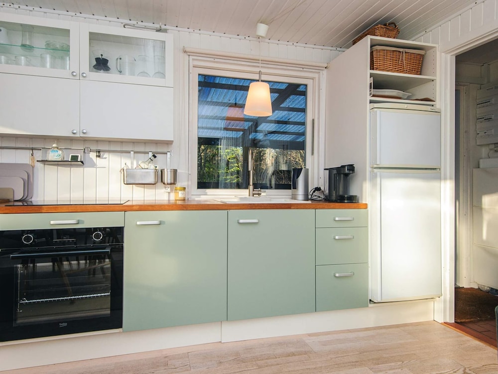 Peaceful Cabin Retreat in Ebeltoft