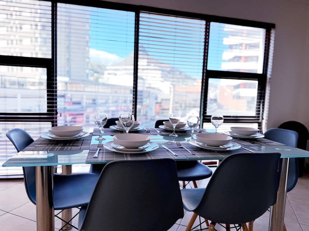 Spacious 1 Bedroom Apartment Atlantica Seapoint