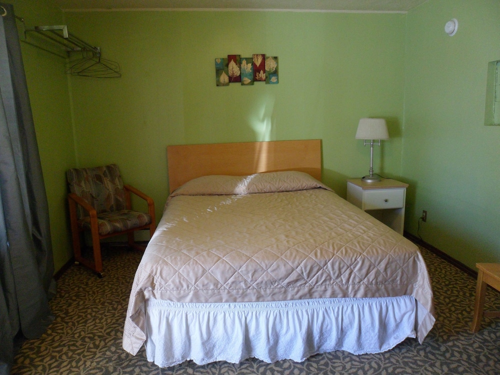Pillow Talk Motel