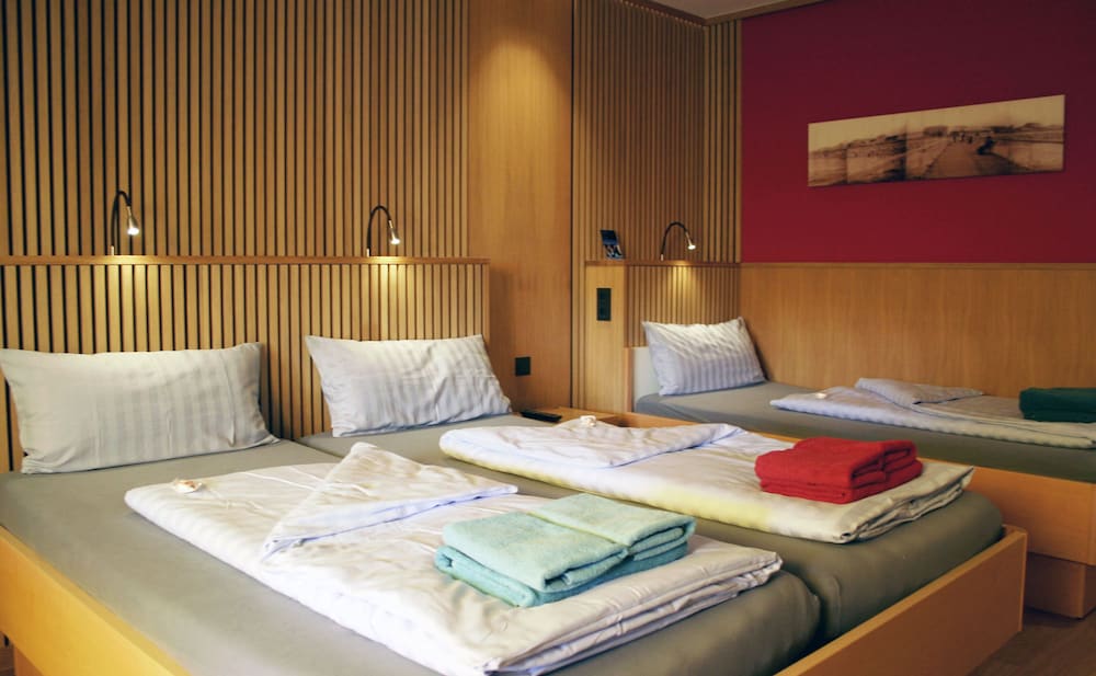 ney.land apartments