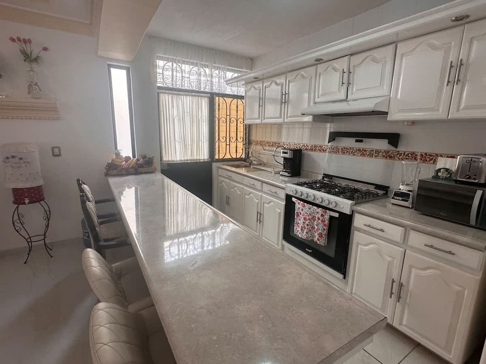 Family Friendly Haven Villa in Chapala
