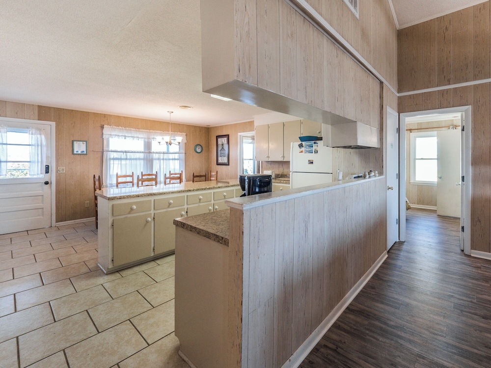 Pelican Perch by Topsail Realty
