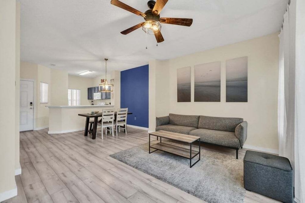 Disney's Back Yard Secret Dream Home! 3 Bedroom Townhouse
