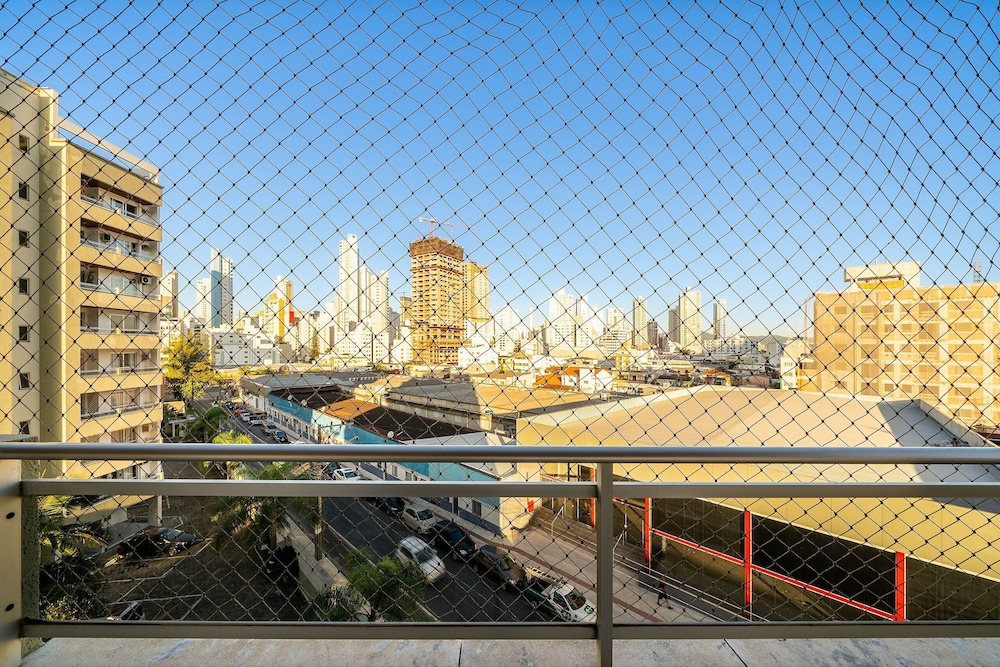 Apt 750m fr th Beach Privileged Location BC Jda402