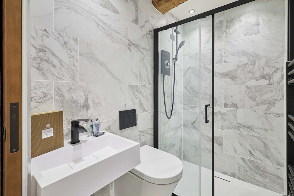 Host Stay Apartment 8 Vinegar House