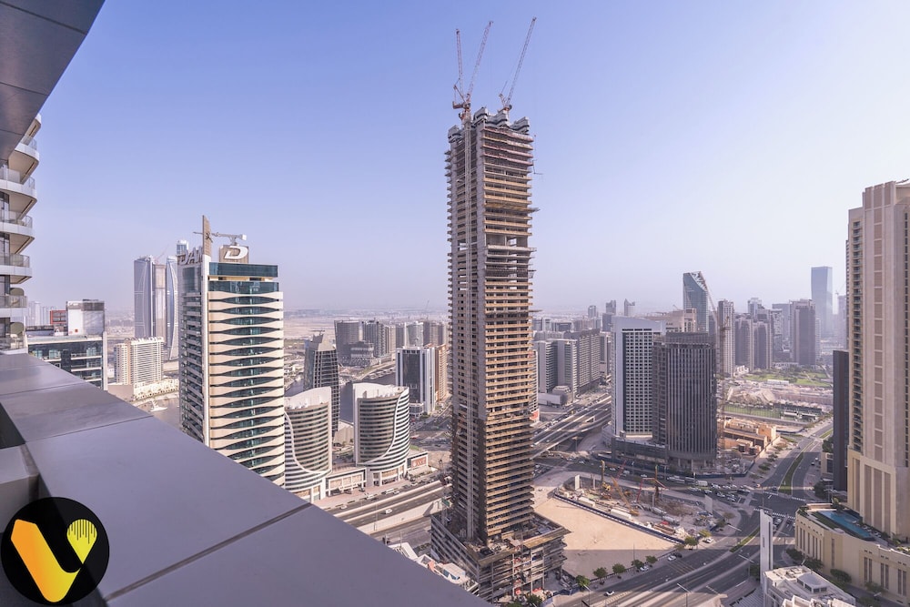 Vogue Stylish Apt Near Dubai Mall & Burj