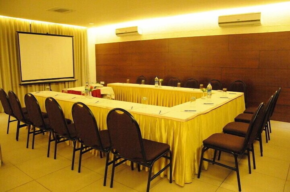 meeting & event spaces
