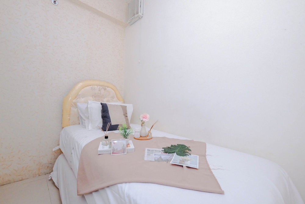 Strategic 2Br Apartment At Green Pramuka City