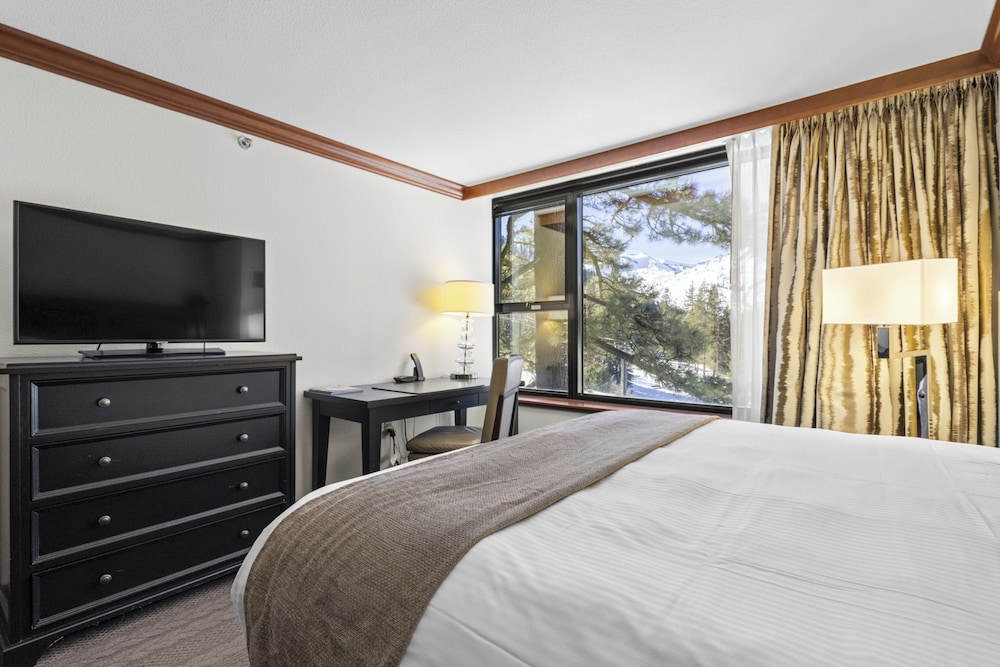 Valley View Condo w/ Resort Amenities