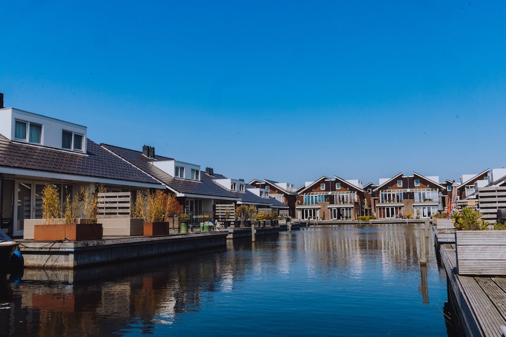 Beautiful House With AC, in the Port of Uitgeest